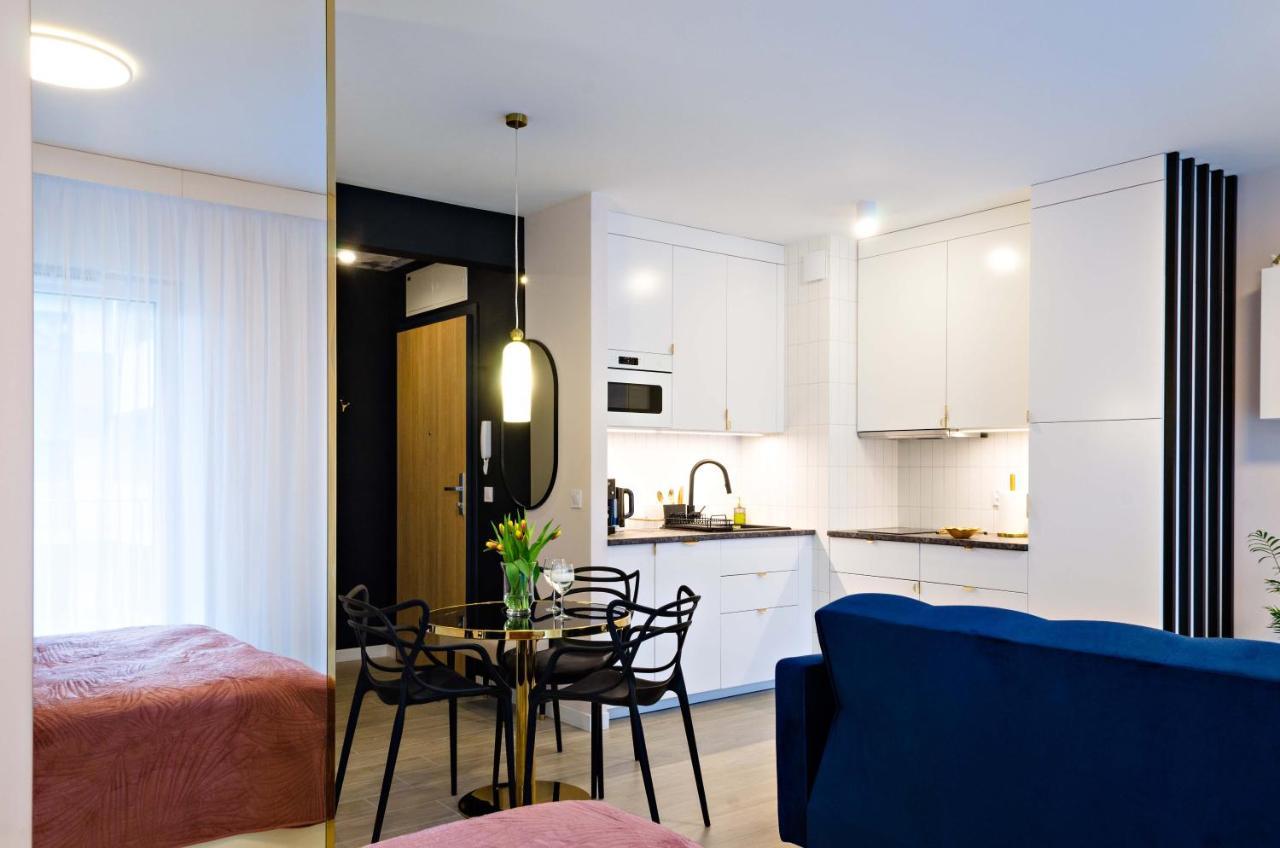 Cherub Apartment Wrocław Buitenkant foto